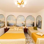 Casa Teresa Bed and Breakfast 4*